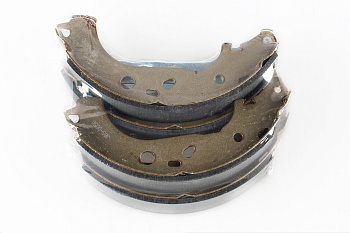 Колодки тормозные барабанные JBS0050