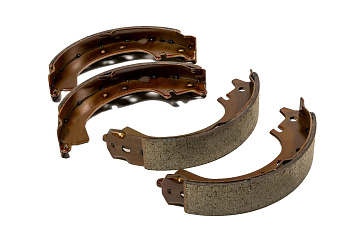 Колодки тормозные барабанные, задние