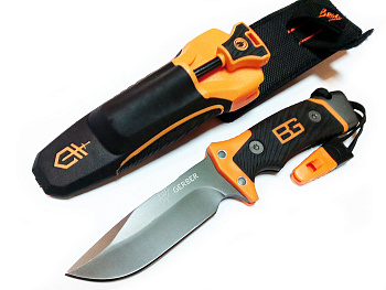 Нож турист лезвие 12см длинна 25см + свисток чехол пластик с кремнем GERBER Нож турист лезвие 12см длинна 25см + свисток чехол пластик с кремнем GERBER