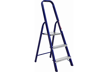 Лестница-стремянка 40*20 стальная 3-х ступ. Лестница-стремянка 40*20 стальная 3-х ступ.