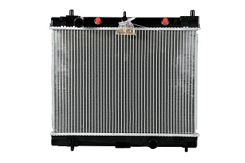 Радиатор двигателя TO Vitz, Yaris (_R9_) A/T