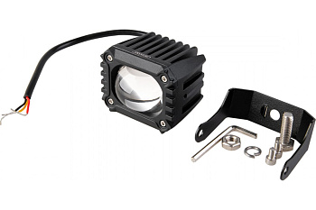 Фара светодиодная OFF ROAD 68*56*52мм прямоугольная 12V/24V 15W 6000K/3000K SKYWAY 2 диода Дальний с
