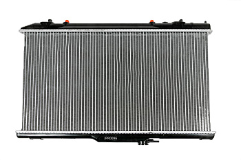 Радиатор двигателя AT