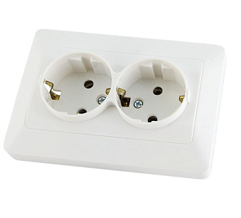 Розетка двойная 2П+З 16А 250В белая "Ильмень" TDM