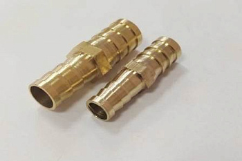 Соединение ремонтное "Елочка" прямая HM10brass D 10мм (латунь) Соединение ремонтное "Елочка" прямая HM10brass D 10мм (латунь)