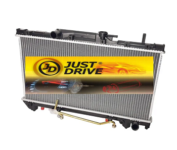 Радиатор двигателя AT