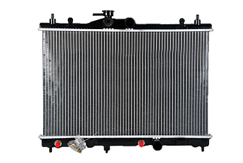 Радиатор двигателя A/T