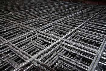 Сетка кладочная 1,5*0,5 (50*50) д.4 облегченная (7х21) красная