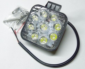 Фара противотуманная KS-WSQ009F-M "OFF - Road", 9 диодов, 27W, 82*35*98мм, 12/24V