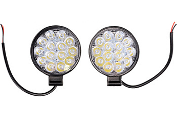 Фара светодиодная OFF ROAD 84*84(100)*17мм круглая 12V/24V 42W 6000К SKYWAY компл 2 шт 14 диодов Дал